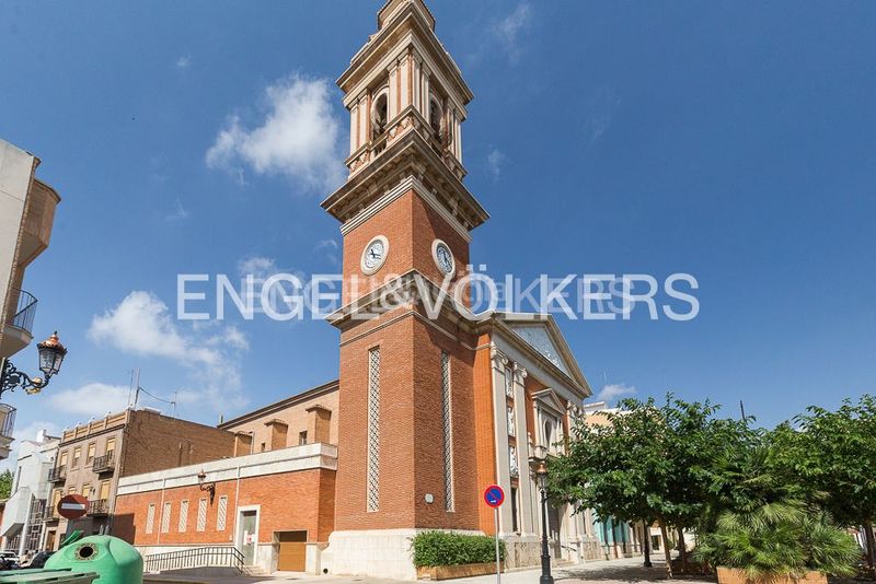 Foto f5b1f3b9-21da-44ca-8918-96000c3f1ef5. Pis amb calefacció aparcament a Tavernes Blanques