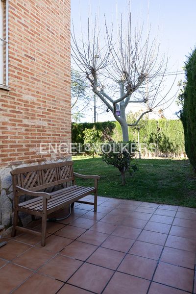 Foto 5f9ac5bf-b31c-4da5-855b-abf87810259d. Casa amb calefacció aparcament a El Vedat - Santa Apolonia Torrent