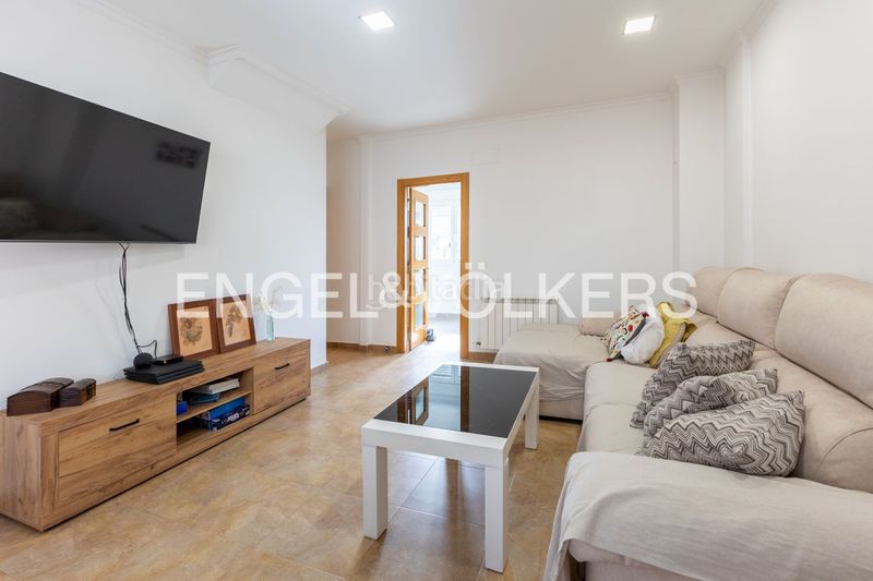 Foto 6280eea1-8493-43c9-9b5e-6843e0716227. Casa amb calefacció aparcament a Requena