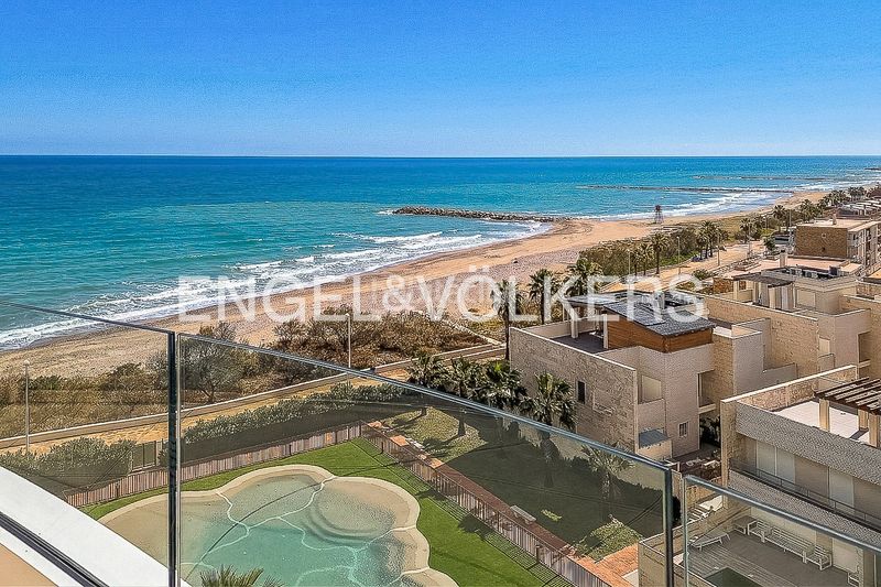Foto 1f9e808b-ddc4-4511-897d-4e917e44433b. Àtic amb calefacció aparcament piscina a Playa del Puig El Puig de Santa Maria