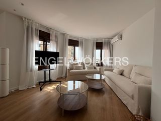 Rent Flat in Sant Francesc. Descubre el lujo en el centro de valència piso de 130 m renovado