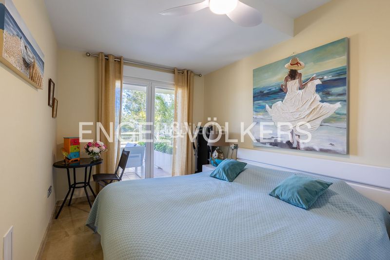 Foto 40a56b1c-1dc8-458e-8789-14c11dc220ce. Pis amb calefacció aparcament piscina a Ador