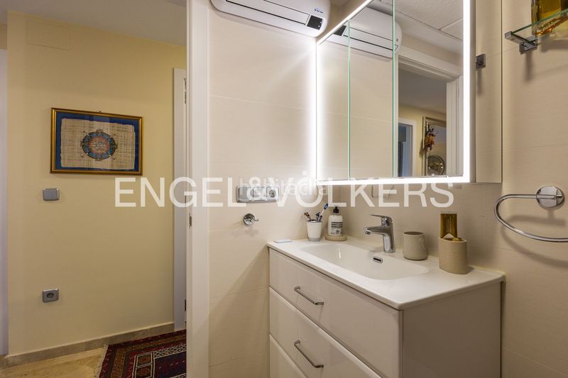 Foto 9a4c674a-3782-48d6-8ceb-53c49e9b8c8c. Pis amb calefacció aparcament piscina a Ador