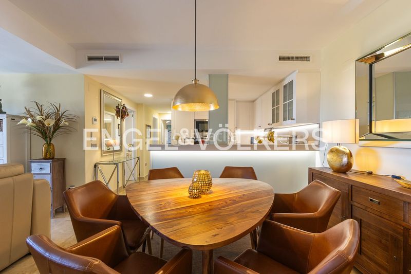 Foto bd76e9b7-b9ec-4297-8537-34d485870a9f. Pis amb calefacció aparcament piscina a Ador