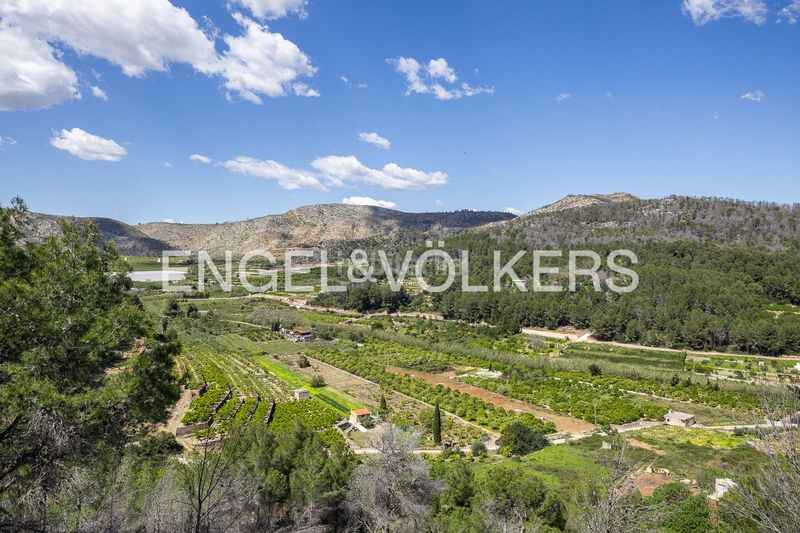 Foto c7b54c8b-c007-4d69-870b-b8141b34d965. Pis amb calefacció aparcament piscina a Ador