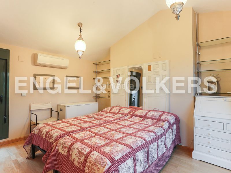 Foto 64e099f4-a3e6-4301-ab54-0f931b5622cd. Lloguer casa amb calefacció piscina a Torre en Conill-Cumbres de San Antonio Bétera