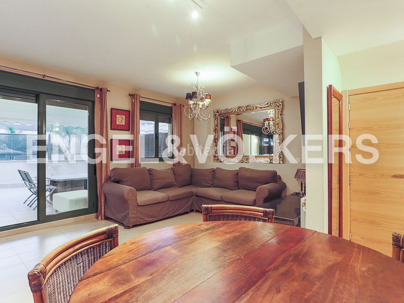 Foto 956dab7f-d0a0-45a8-9ebe-917e12d03238. Lloguer casa amb calefacció piscina a Torre en Conill-Cumbres de San Antonio Bétera