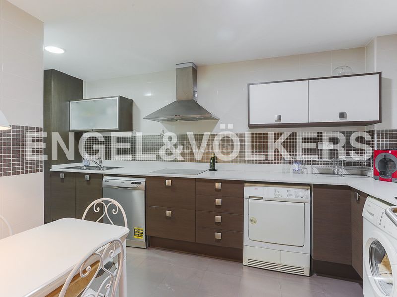 Foto d39d5f6d-da13-4e33-bc78-b0ac245c44e7. Lloguer casa amb calefacció piscina a Torre en Conill-Cumbres de San Antonio Bétera