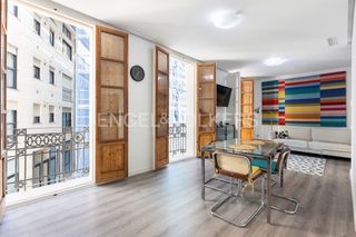 Location Appartement  Calle santo caliz. Piso moderno junto a la plaza de la virgen