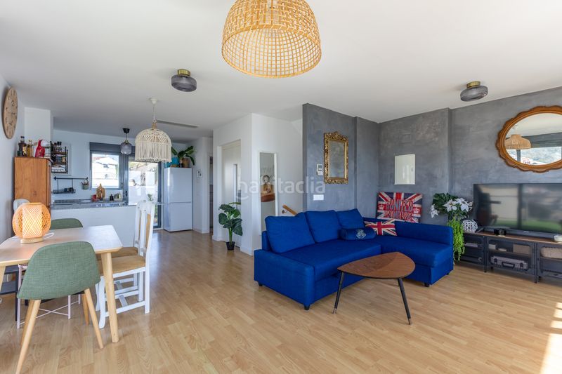 Foto 36650219-c5d5-4d9f-a9e9-87a75aa92862. Casa  de lujo en El Faro en El Faro Cullera