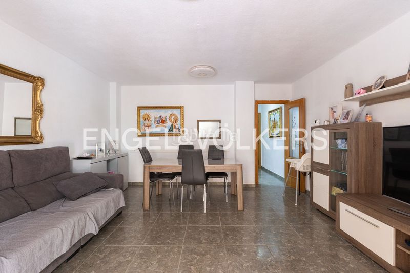 Foto 1137341e-ef0f-4470-b369-46e7f7ca3e6d. Piso luminosa vivienda en patraix con dos terrazas en Valencia