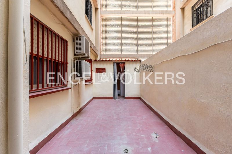 Foto 1815e52f-f8ad-4b4f-afe0-707578daca2e. Piso luminosa vivienda en patraix con dos terrazas en Valencia