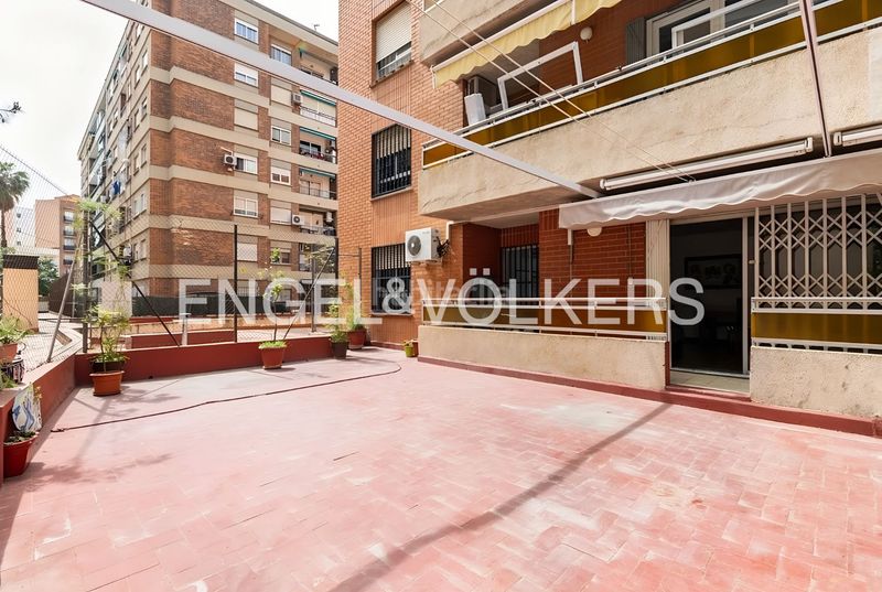 Foto 1a39443c-c8bc-4d1d-a9d6-42044fec375b. Piso luminosa vivienda en patraix con dos terrazas en Valencia