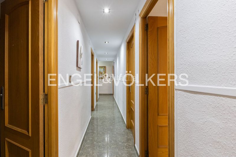 Foto 26483292-0343-4226-b9f3-5fa208dc0441. Piso luminosa vivienda en patraix con dos terrazas en Valencia