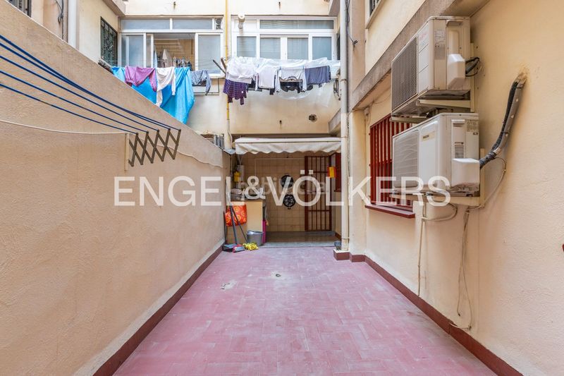 Foto 29f5c456-4d28-42ac-97f5-6fe375ad40e6. Piso luminosa vivienda en patraix con dos terrazas en Valencia