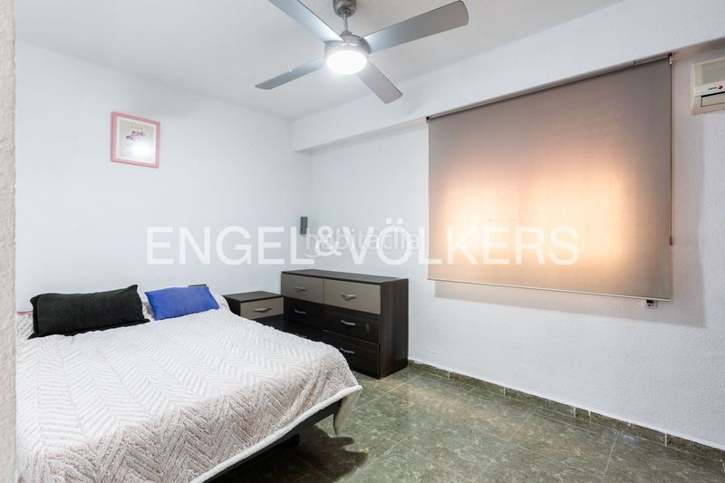 Foto 4a63be31-bd43-493a-94f7-c2fb9229c192. Piso luminosa vivienda en patraix con dos terrazas en Valencia