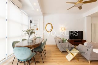 Rent Flat  Carrer d' alexandre vi. Precioso piso con terraza en eixample