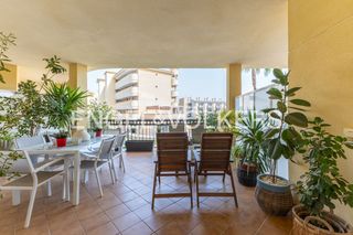 Rent Flat  Carrer guillem de castro. Exclusiva vivienda en alquiler de larga estancia en canet den be
