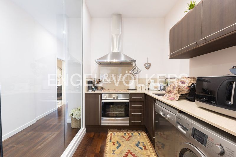 Foto 38fce547-b0a6-43bc-a73d-5a2d379f1f43. Piso en El Mercat Valencia