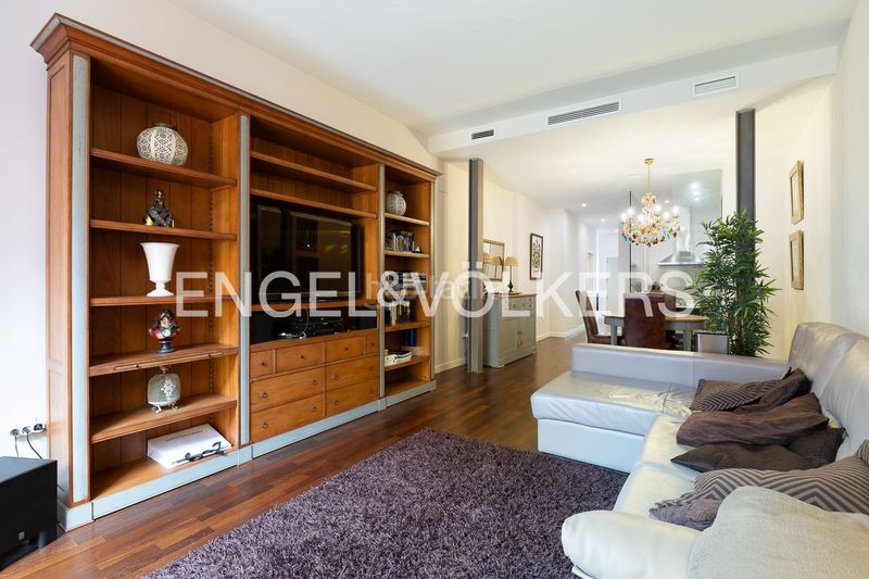 Foto 4641b712-a663-499f-9b69-c66ae567a5a9. Piso en El Mercat Valencia