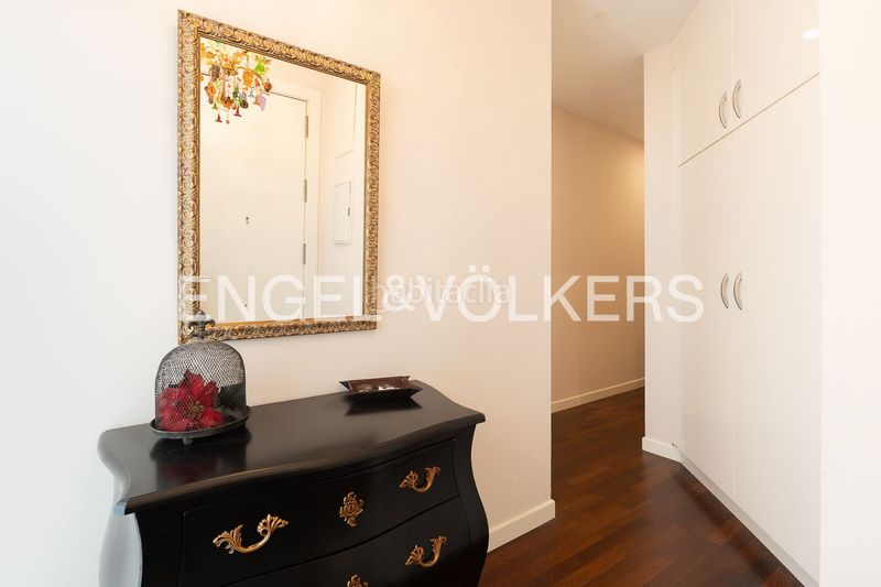 Foto 7652dd4d-7bad-4443-960b-521c62f15c9c. Piso en El Mercat Valencia