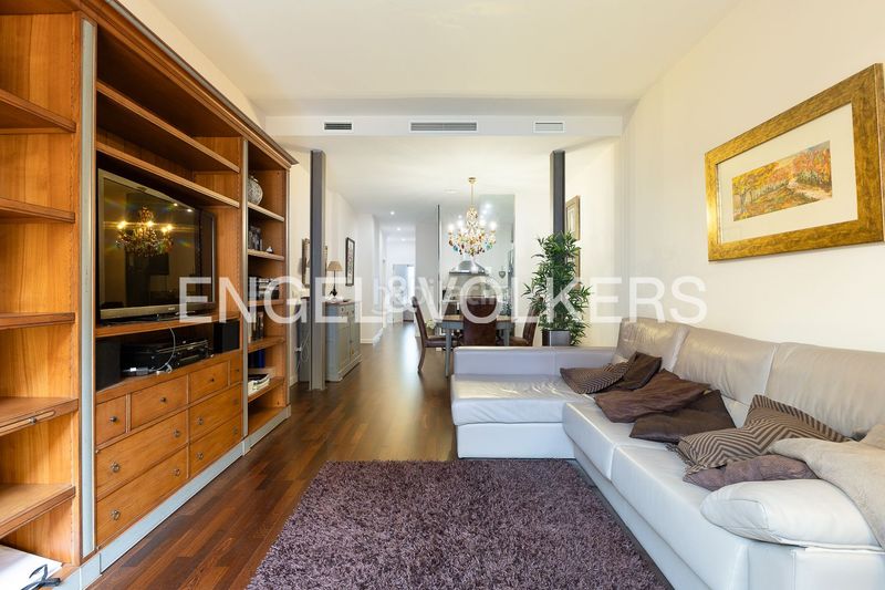 Foto 9fd49c17-7848-40af-89a5-cfe8a3b2609e. Piso en El Mercat Valencia