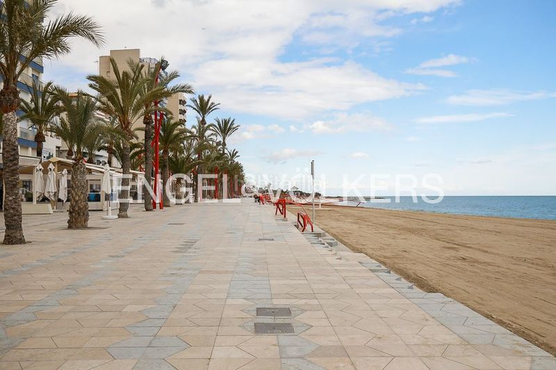 Foto a867df0c-6f6d-4f94-a661-045277f18971. Casa amb calefacció aparcament piscina a Costa Norte Vinaròs
