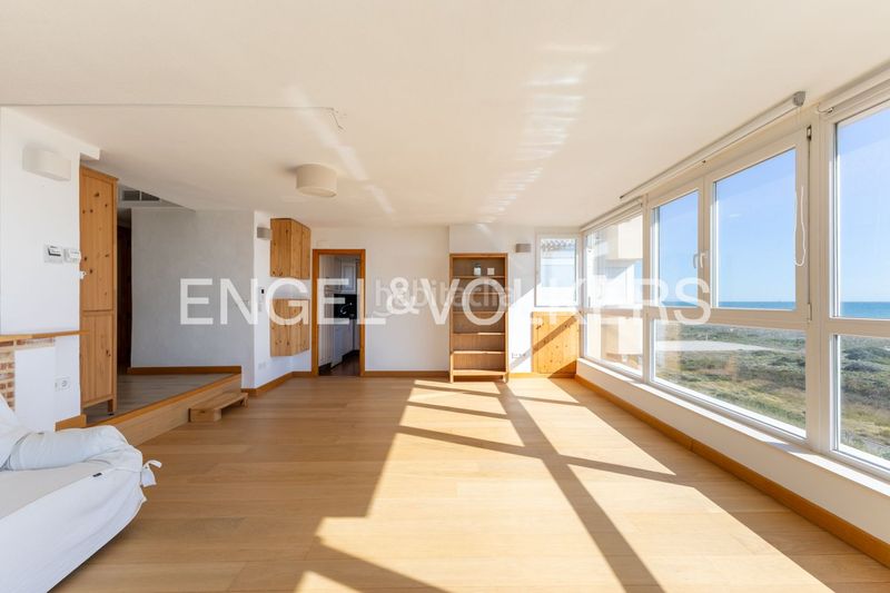 Foto 51009ad2-119a-4fba-a77a-7d4f0bfccf3d. Pis amb calefacció piscina a El Saler Valencia