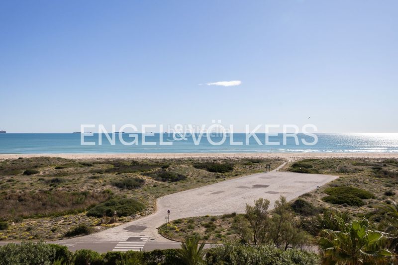 Foto 7015b1c9-f97d-4f43-8721-1bfa9ce621e7. Pis amb calefacció piscina a El Saler Valencia