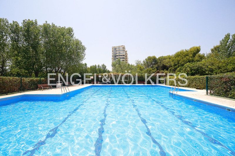 Foto c181d6b2-840f-4cb8-b91f-cbbe0b65b5b0. Pis amb calefacció piscina a El Saler Valencia