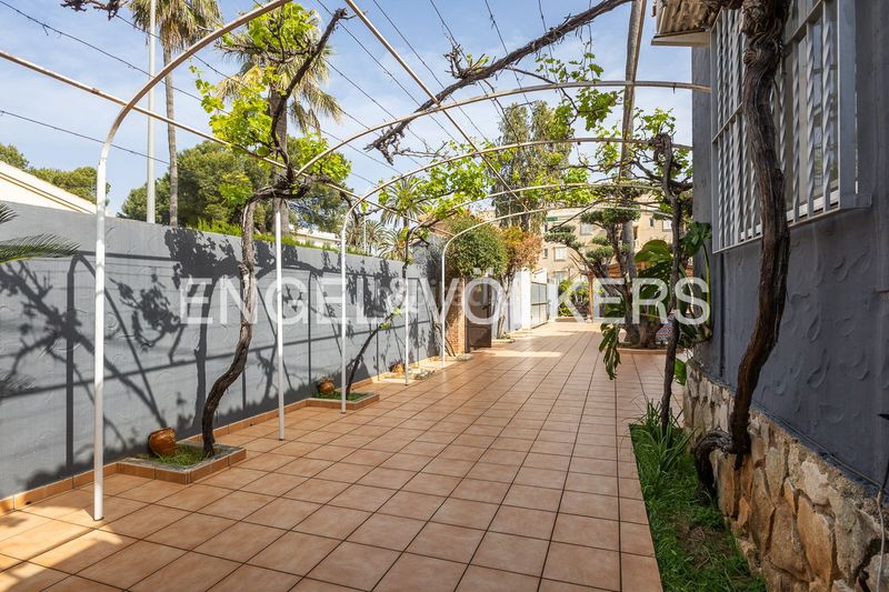 Foto 6da35c31-81c0-499a-923d-ee486295baf1. Casa amb calefacció aparcament piscina a Les Bovetes - La Felicidad Dénia