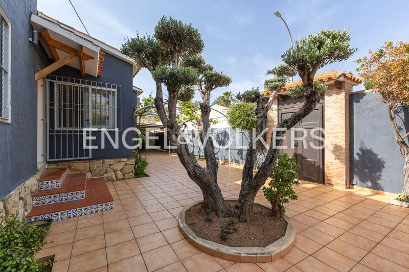 Foto 7d08c4ac-31a2-492b-98c9-0031f385eee7. Casa amb calefacció aparcament piscina a Les Bovetes - La Felicidad Dénia