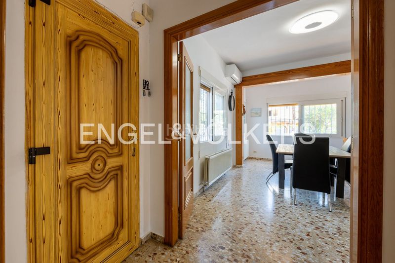 Foto b16ff03c-18ca-4ac9-80ef-38a16a269cf2. Casa amb calefacció aparcament piscina a Les Bovetes - La Felicidad Dénia
