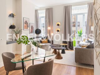 Lloguer Pis a La Roqueta. Fantástico piso  a estrenar en centro en residencial con piscina