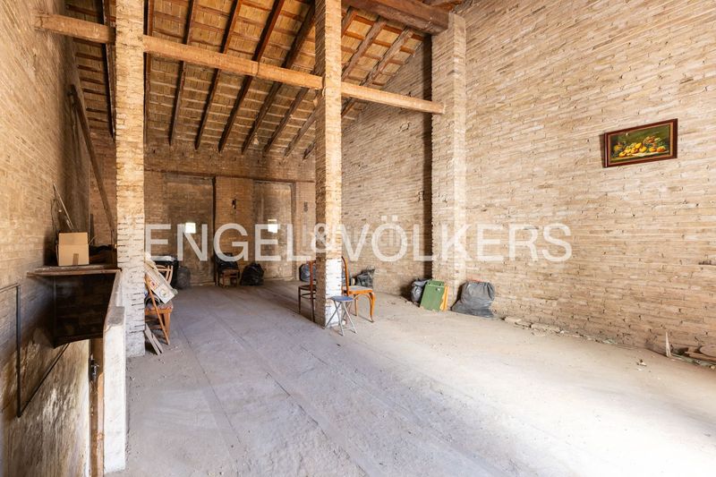 Foto beca88d8-3a39-4815-b0c6-9925138bf3e8. Casa amb calefacció a Alfafar