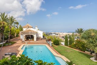 Location Maison à El Montgó. Villa de lujo con vistas panorámicas en dénia