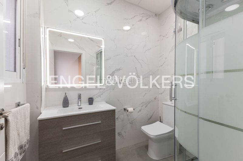 Foto 0fa06ee7-1686-40f7-9a2a-2580934c8770. Casa amb calefacció aparcament a Núcleo Urbano Pobla de Vallbona (la)
