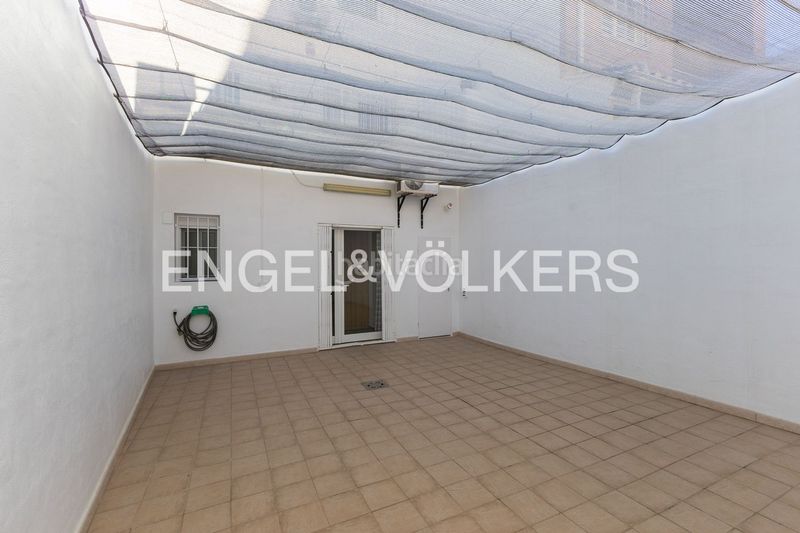 Foto 87ba7d29-1057-47b6-87c0-d263a2a97e52. Casa amb calefacció aparcament a Núcleo Urbano Pobla de Vallbona (la)