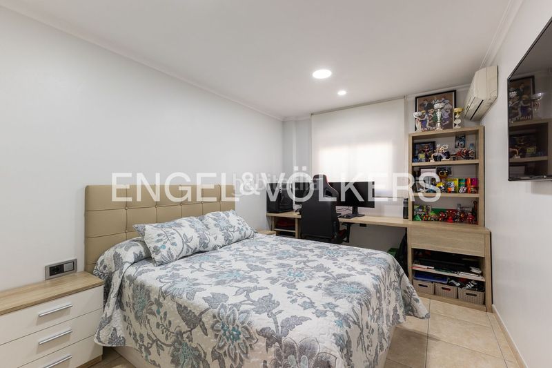 Foto 8fee5955-15e2-4ce9-b321-f34ad2bd6634. Casa amb calefacció aparcament a Núcleo Urbano Pobla de Vallbona (la)