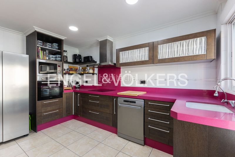 Foto c6bd7f84-2517-468d-8376-76c08a961601. Casa amb calefacció aparcament a Núcleo Urbano Pobla de Vallbona (la)