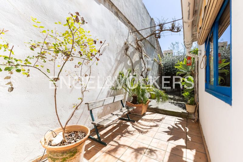 Foto f4ee15ce-f50f-4ac0-9c65-77a601361b53. Casa amb calefacció a Xeraco
