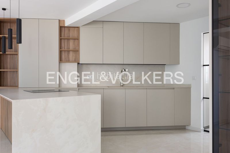 Piso vivienda a estrenar en ruben vela zona de en corts en Valencia - Imagen 9
