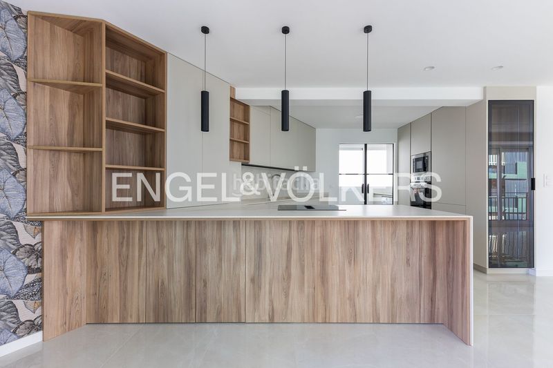 Piso vivienda a estrenar en ruben vela zona de en corts en Valencia - Imagen 5
