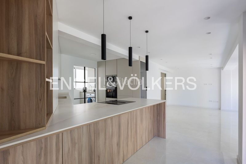 Piso vivienda a estrenar en ruben vela zona de en corts en Valencia - Imagen 6