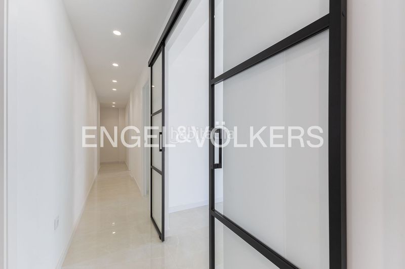Piso vivienda a estrenar en ruben vela zona de en corts en Valencia - Imagen 16