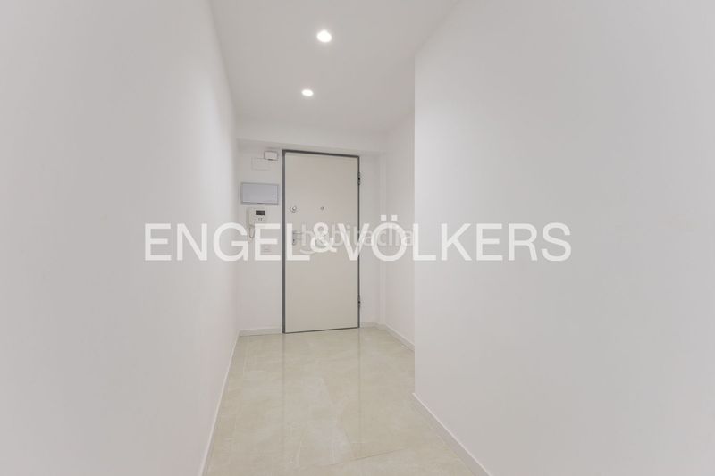 Piso vivienda a estrenar en ruben vela zona de en corts en Valencia - Imagen 23