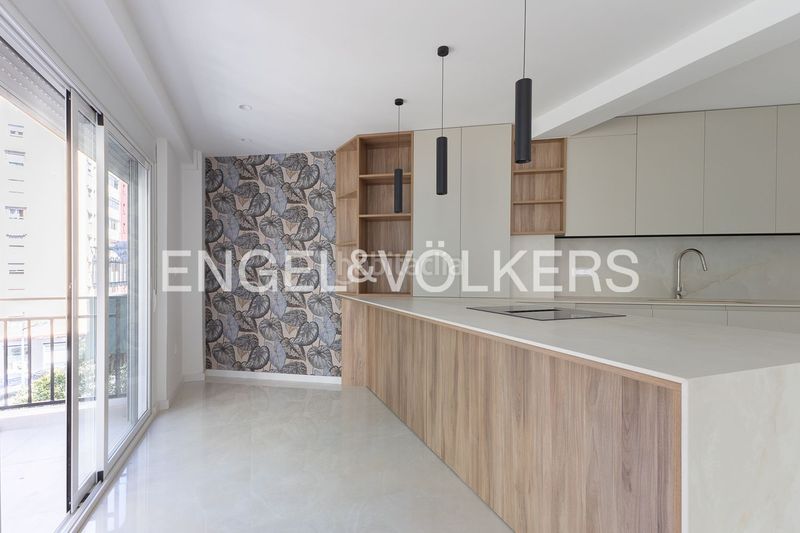 Piso vivienda a estrenar en ruben vela zona de en corts en Valencia - Imagen 7