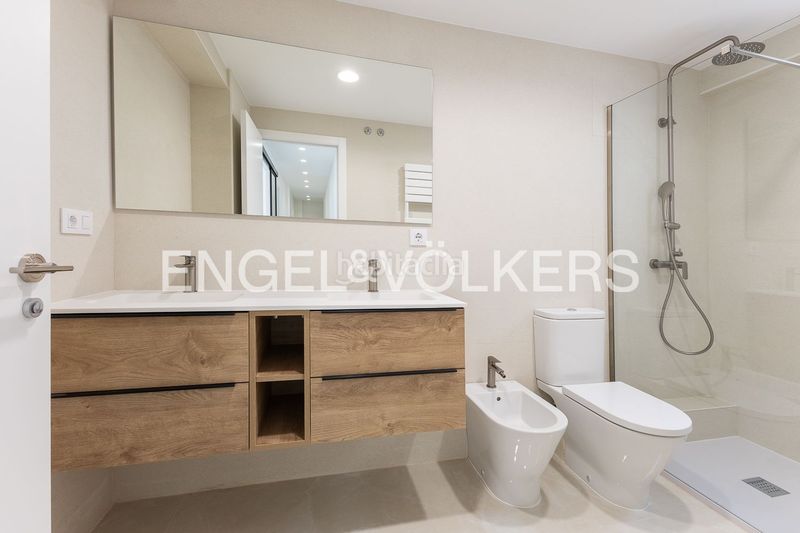 Piso vivienda a estrenar en ruben vela zona de en corts en Valencia - Imagen 15
