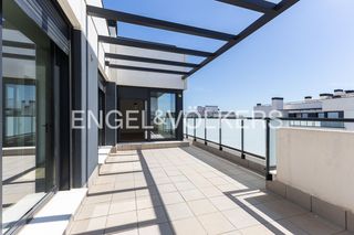 Miete Dachwohnung in Ciutat de les Ciències i de les Arts - Justicia. Aticoduplex en obra nueva con 2 plazas de parking
