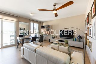 Piso en Casco Urbano. Apartamento moderno casco urbano ,escasos m del mar